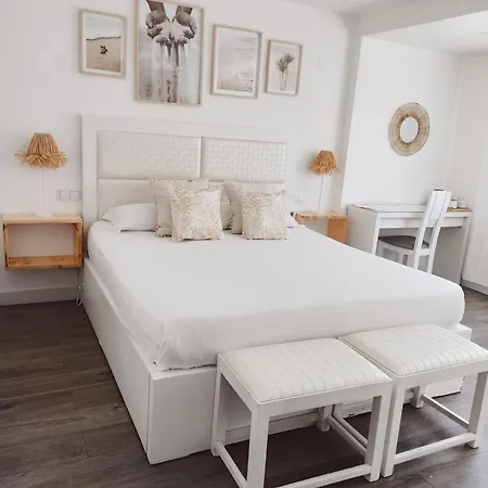 Supertubos House Peniche Bed & Breakfast *