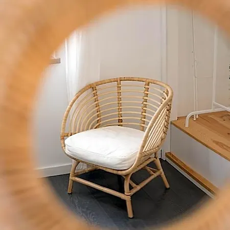 Alojamento de Acomodação e Pequeno-almoço Supertubos House Peniche 4*